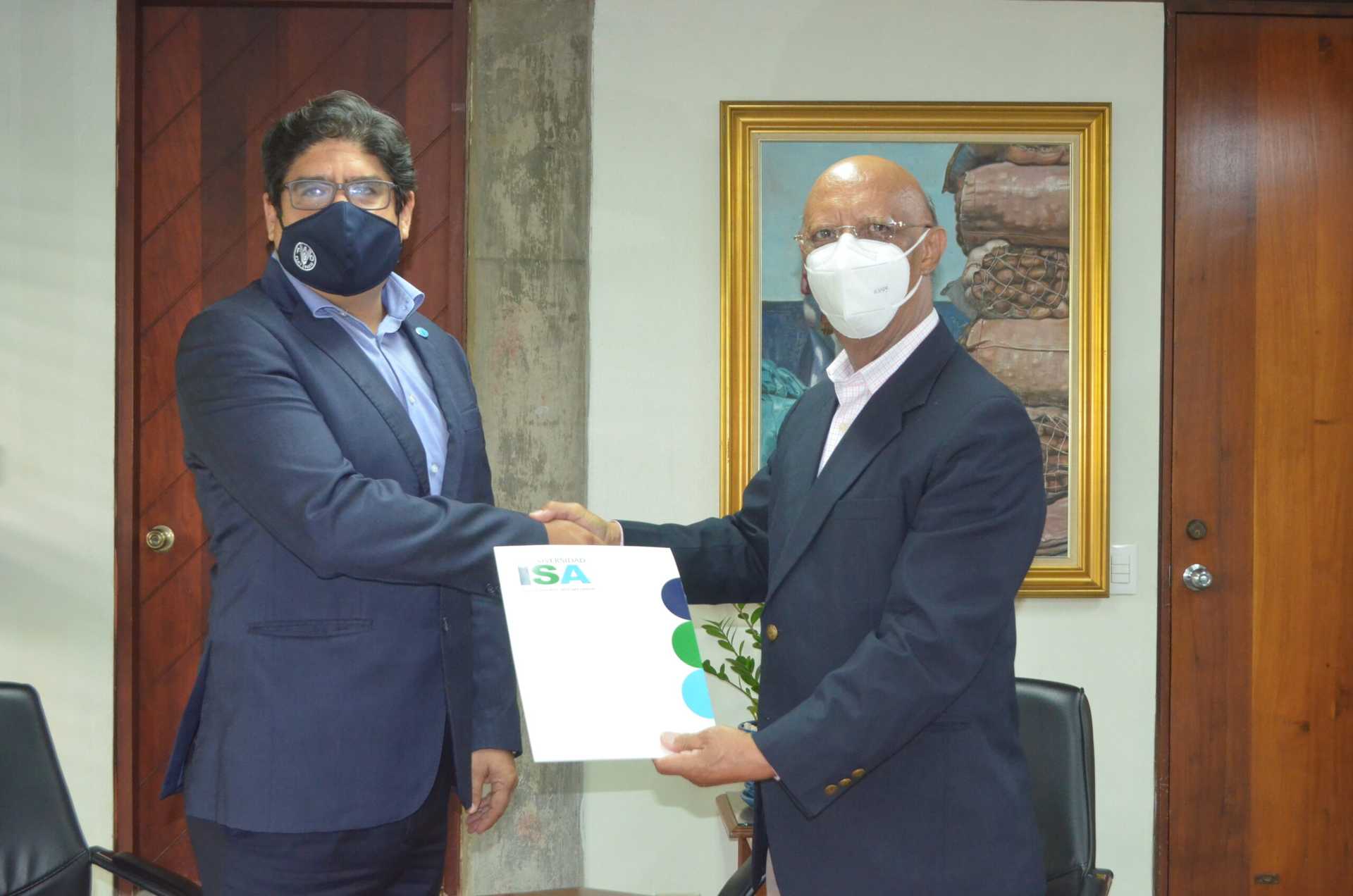 La Universidad ISA y la FAO firman alianza para enfrentar el cambio climático en la agricultura y la ganadería y mejorar la seguridad alimentaria en la República Dominicana